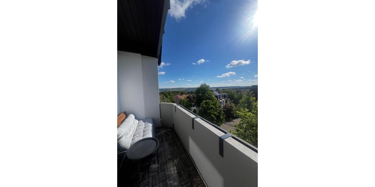 Dachgeschoßwohnung Würzburg Heuchelhof - 3 Zimmer, 89 m&sup2;, 339.000&euro; | Angebot:26623111