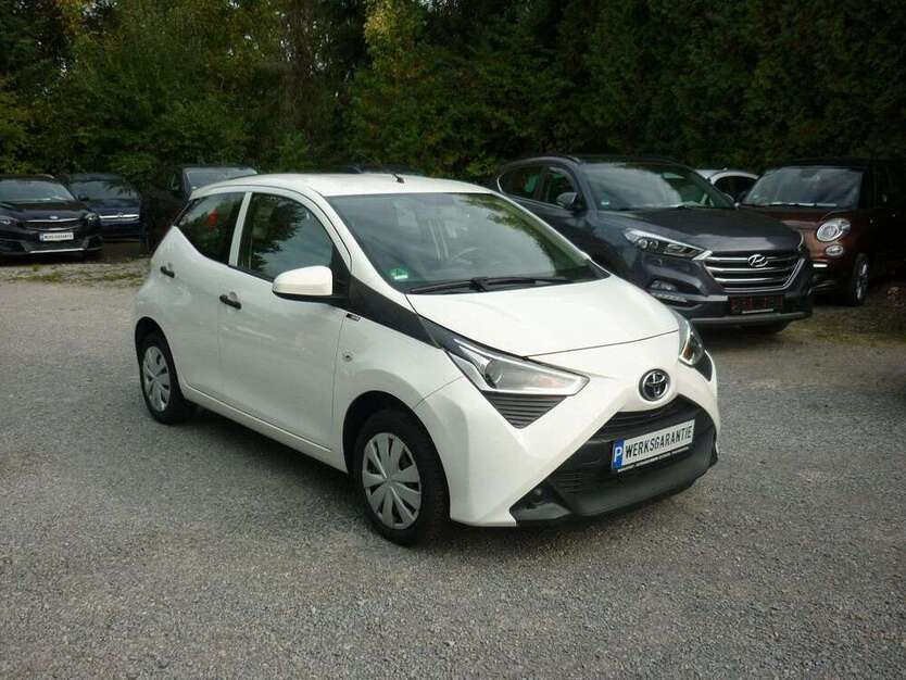 Toyota Aygo 49.800 km 9.990 € Estenfeld 97230