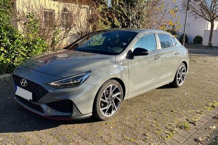 Hyundai i30 82.500 km 18.470 &euro; Bergrheinfeld 97493