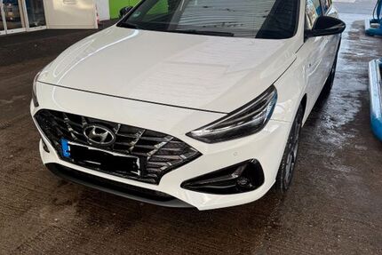 Hyundai i30 6.600 km 21.250 &euro; Würzburg 97080