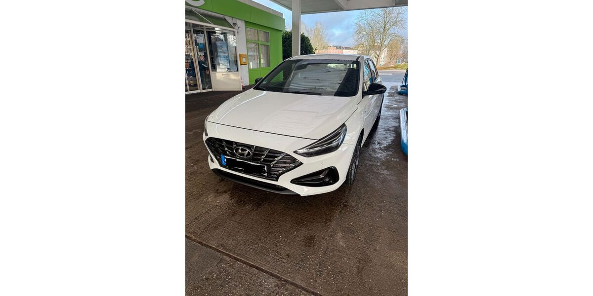 Hyundai i30 6.600 km 21.250 &euro; Würzburg 97080