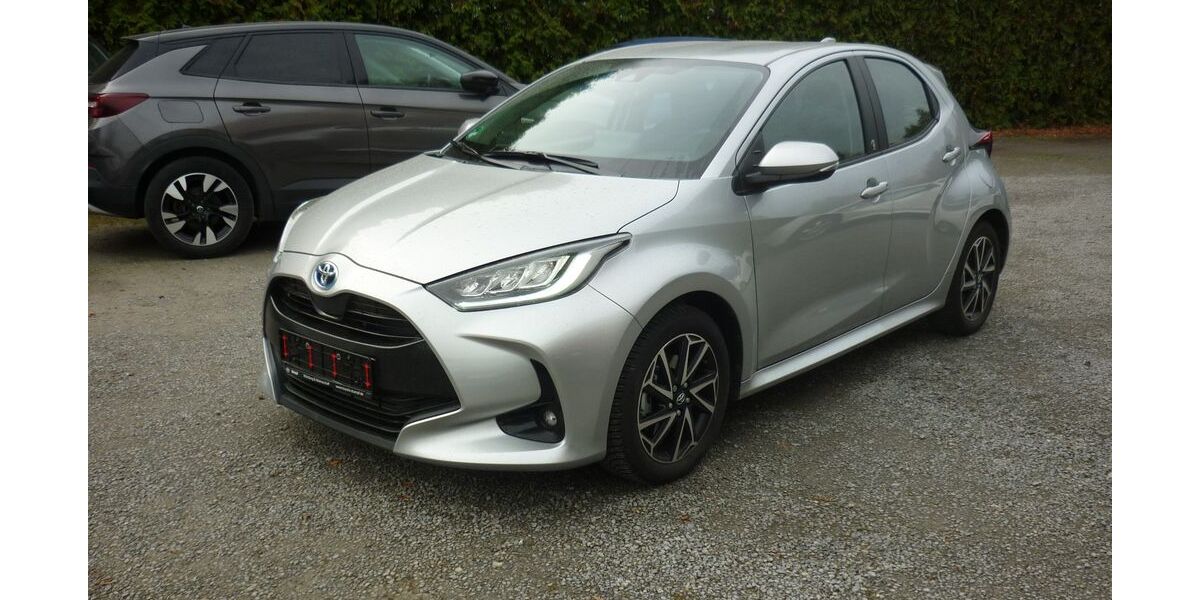 Toyota Yaris 2.765 km 19.990 € Estenfeld bei Würzburg 97230