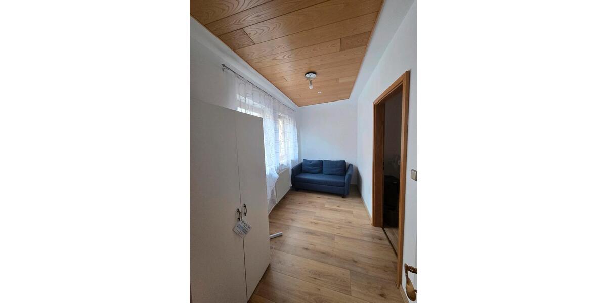 Einfamilienhaus Mainbernheim - 6.5 Zimmer, 260 m&sup2;, 1.700&euro; | Angebot:27613282