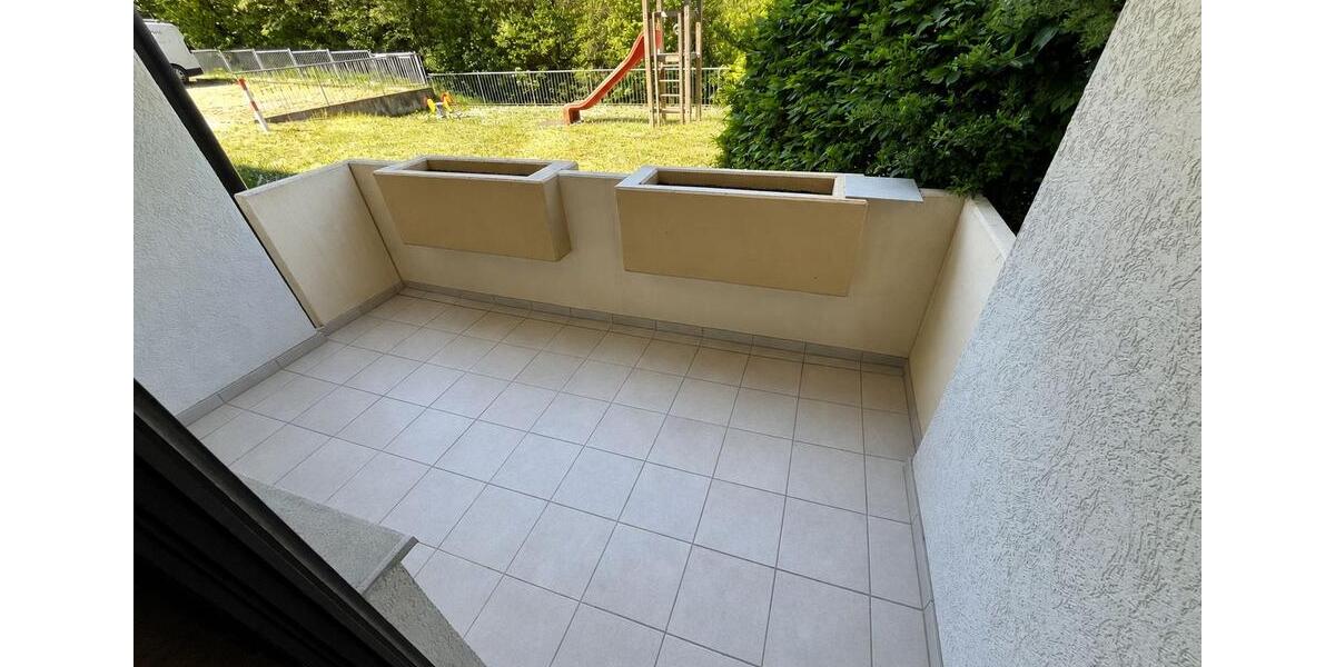 Etagenwohnung Veitshöchheim - 4 Zimmer, 100 m&sup2;, 1.400&euro; | Angebot:26614907