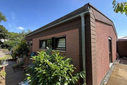 Freistehender Bungalow mit 2 Appartements 7 zimmer