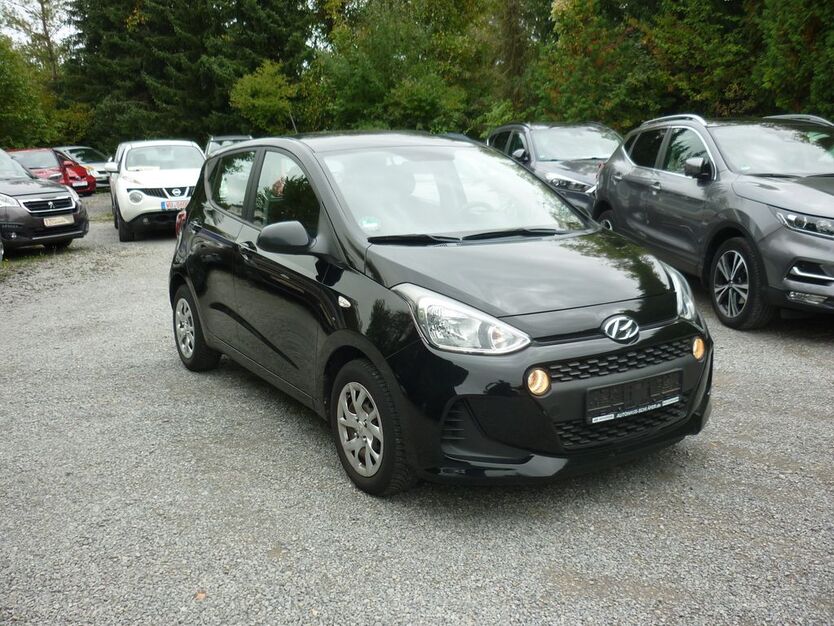 Hyundai i10 12.166 km 12.000 € Estenfeld bei Würzburg 97230