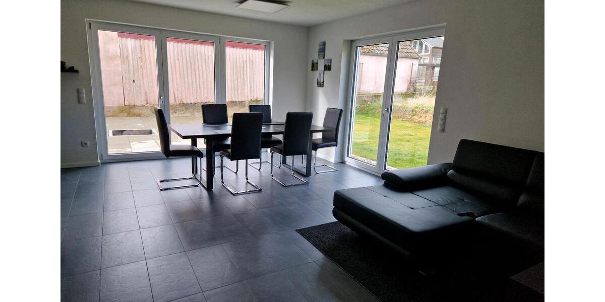 EXKLUSIVE Barrierefrei Seniorengerecht ETW Garten Garage 3 zimmer