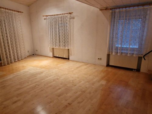 Großzügiges Einfamilienhaus mit Einliegerwohnung in 97450 Arnstein (ID 10527) - Einfamilienhaus Arnstein Arnstein , Unterfr | Angebot:21388985