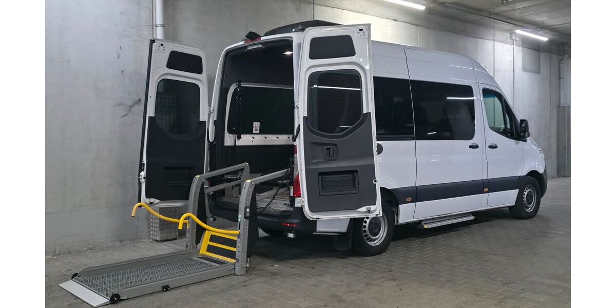 Mercedes-Benz Sprinter 196.800 km 37.350 € Würzburg 97084