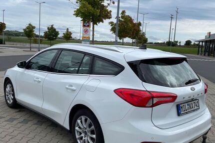 Ford Focus 112.000 km 12.300 € Mainbernheim 97350