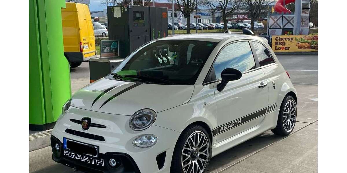 Abarth 595 122.000 km 13.500 &euro; wurzburg 97070
