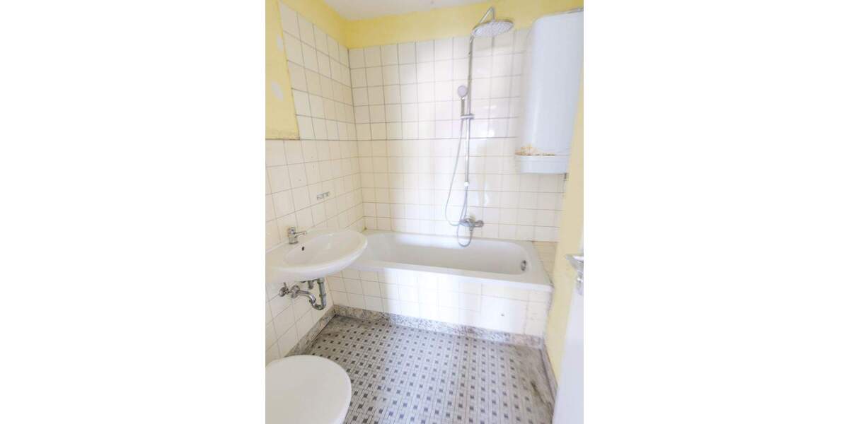 Etagenwohnung Würzburg Altstadt - 4 Zimmer, 87 m&sup2;, 229.900&euro; | Angebot:25245741