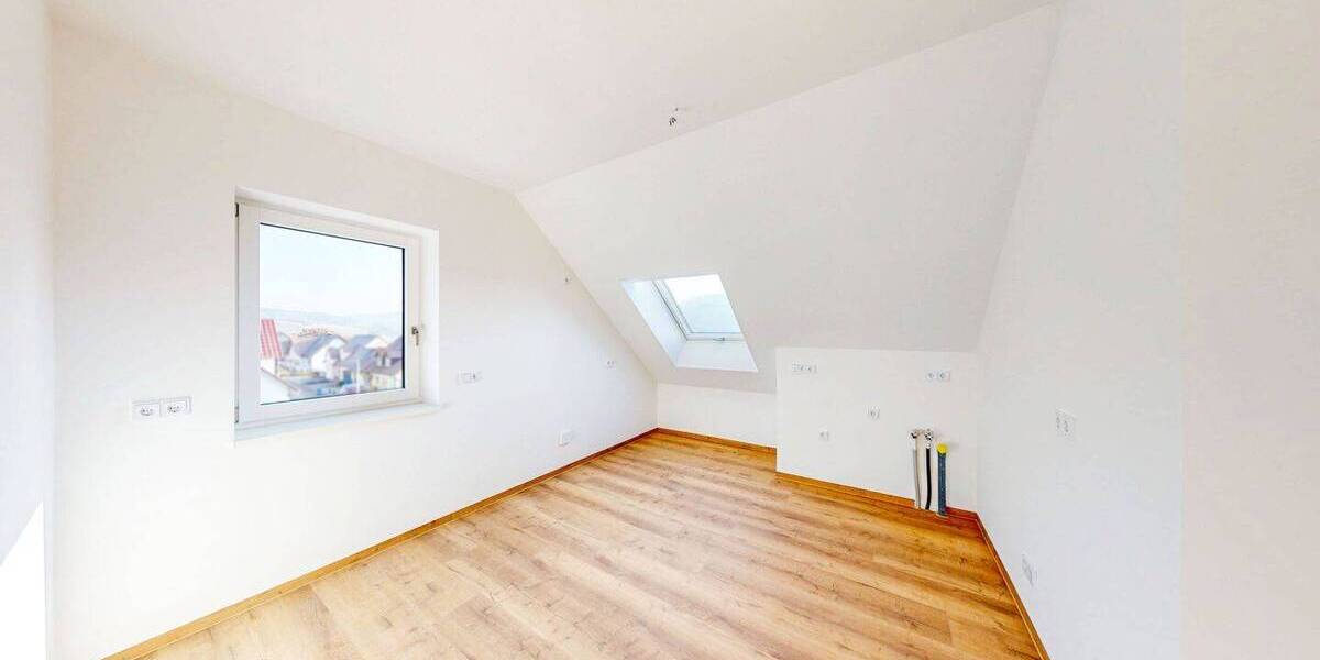 Etagenwohnung Zellingen Retzbach - 6 Zimmer, 151 m&sup2;, 699.000&euro; | Angebot:25997018