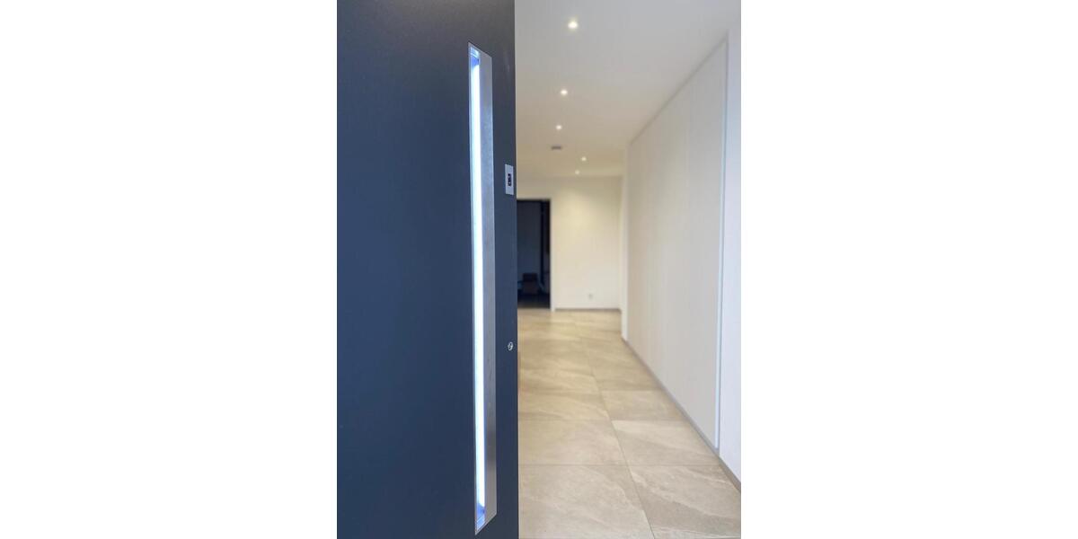 Villa Thüngen - 7 Zimmer, 210 m&sup2;, 3.250&euro; | Angebot:26129967