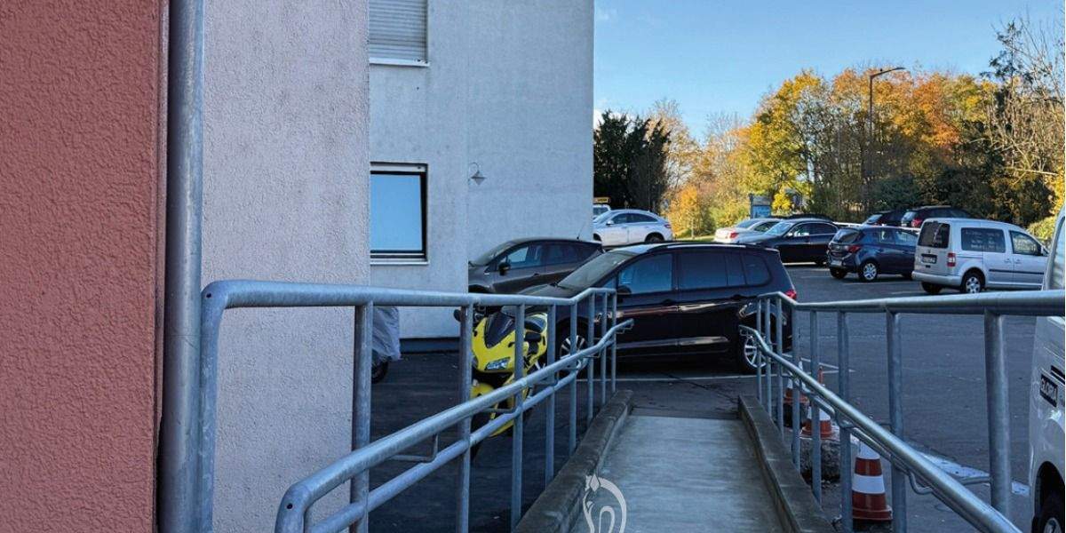 +reserviert+ Seniorengerechter Zugang, 2-Zimmer-Wohnung mit Aufzug, Südbalkon und 1 TG-Stellplatz 2 zimmer