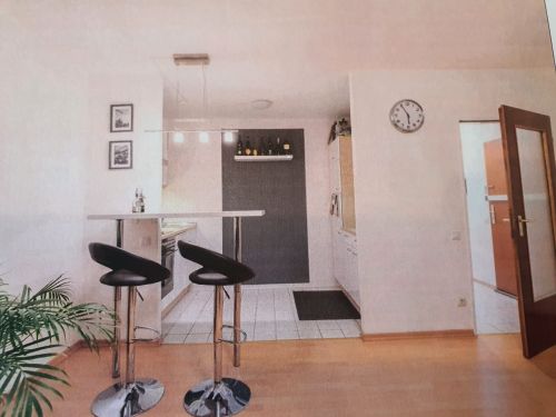 Praktische 2-Zimmer-Eigentumswohnung mit Balkon und Loggia in 97080 Würzburg (ID 10301) 2 zimmer