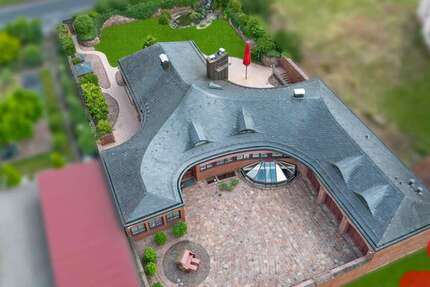 Haus zum Kaufen in Karlstadt 1.189.000 € 380 m² 7 zimmer