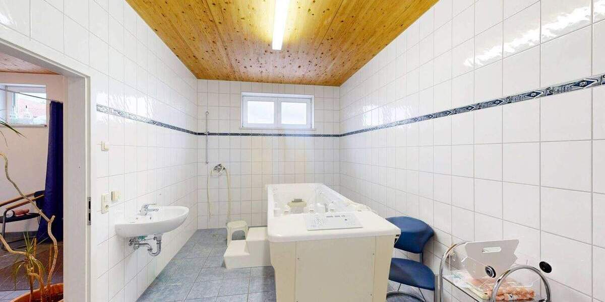 Gewerbeobjekt Mainbernheim - 698.000&euro; | Angebot:24791392