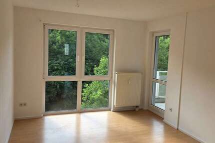 Wohnung Höchberg - 3 Zimmer, 70 m&sup2;, 730&euro; | Angebot:27016682