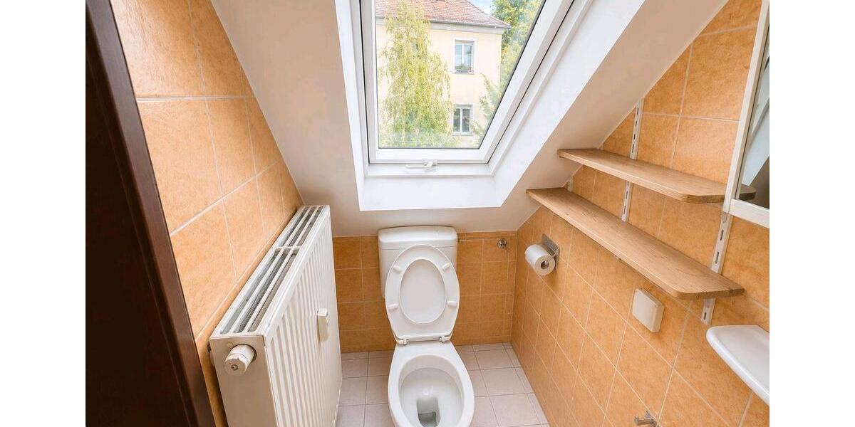 Dachgeschoßwohnung Würzburg Dürrbachau - 1 Zimmer, 25 m&sup2;, 600&euro; | Angebot:26689143