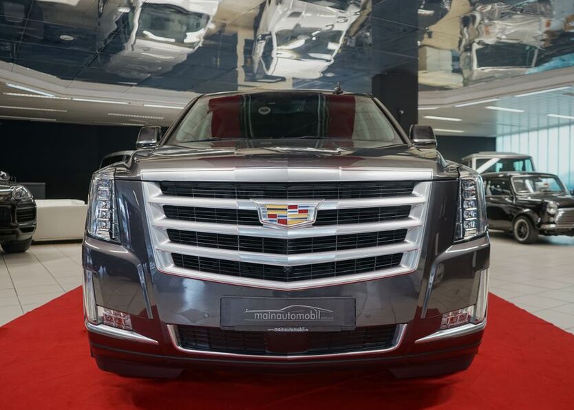 Cadillac Escalade 199.900 km 39.999 € Würzburg 97070
