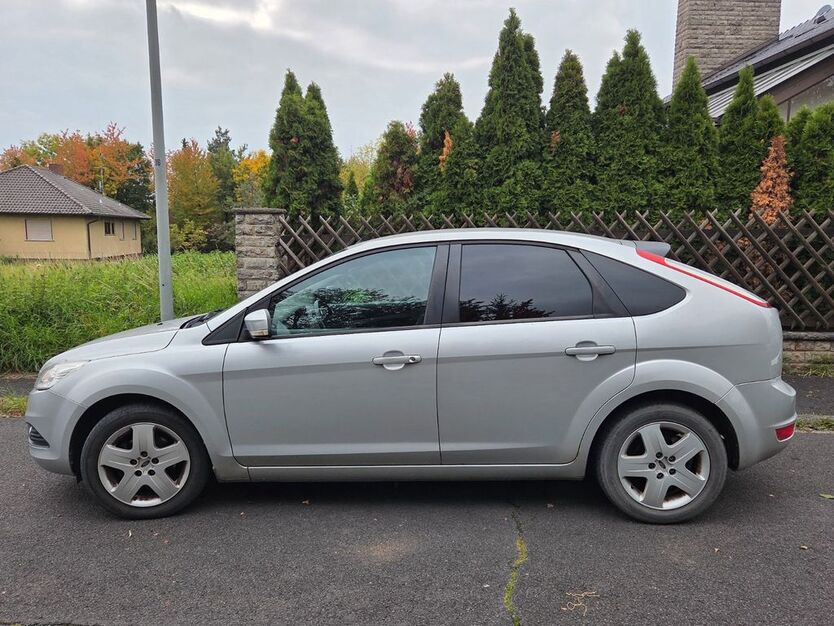 Ford Focus 174.000 km 1.950 € Wiesentheid 97353