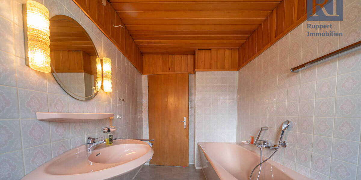 Mehrfamilienhaus, Wohnhaus Schwarzach am Main Stadtschwarzach - 7 Zimmer, 191 m&sup2;, 389.000&euro; | Angebot:21889230