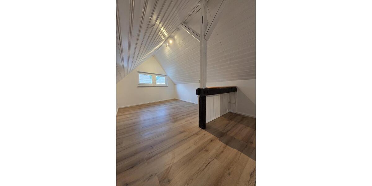 Maisonettenwohnung Arnstein - 5 Zimmer, 125 m&sup2;, 1.200&euro; | Angebot:26553721