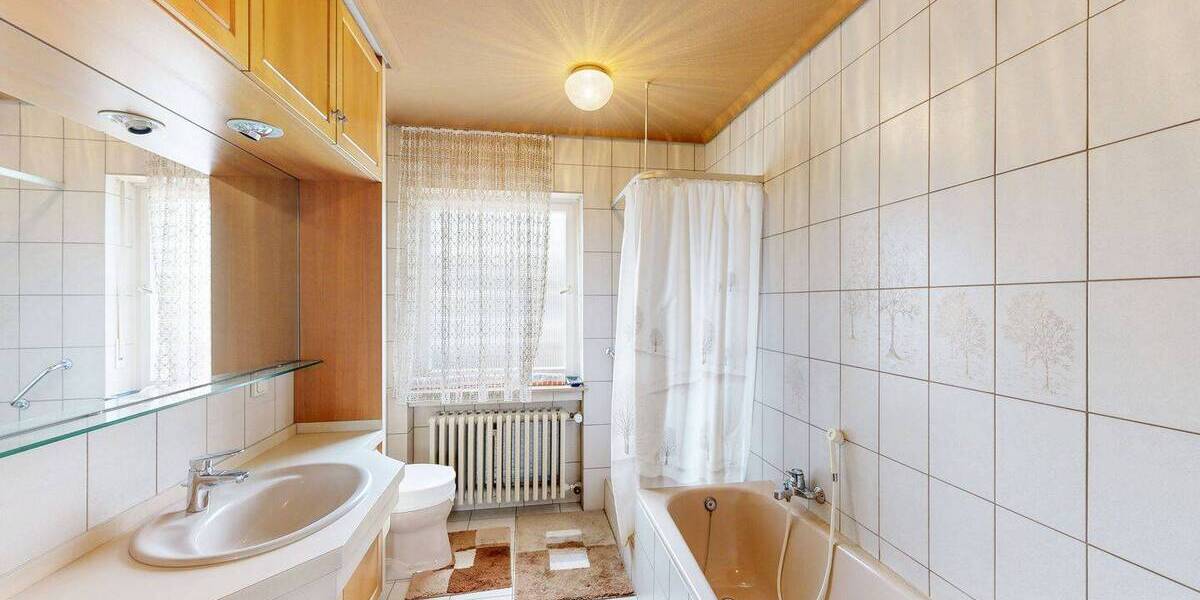 Doppelhaushälfte Höchberg - 7 Zimmer, 126 m&sup2;, 445.000&euro; | Angebot:26569710