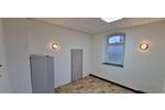 2 Zimmer Wohnung Hell Geräumig + Küche 15 Min v. Würzburg
