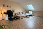 Dachgeschoßwohnung Gerbrunn - 5.5 Zimmer, 130 m&sup2;, 1.350&euro; | Angebot:26573287