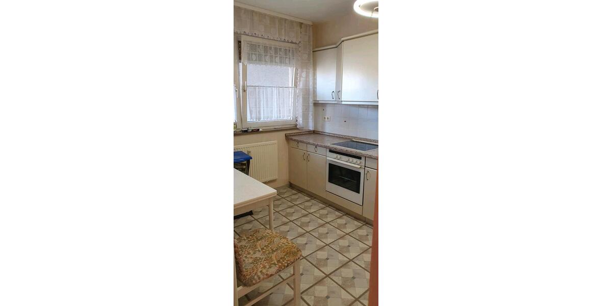 Etagenwohnung Würzburg Lengfeld - 3 Zimmer, 82 m&sup2;, 295.000&euro; | Angebot:25708308