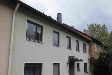 Wohnung Ochsenfurt - 2 Zimmer, 45 m&sup2;, 400&euro; | Angebot:26500246