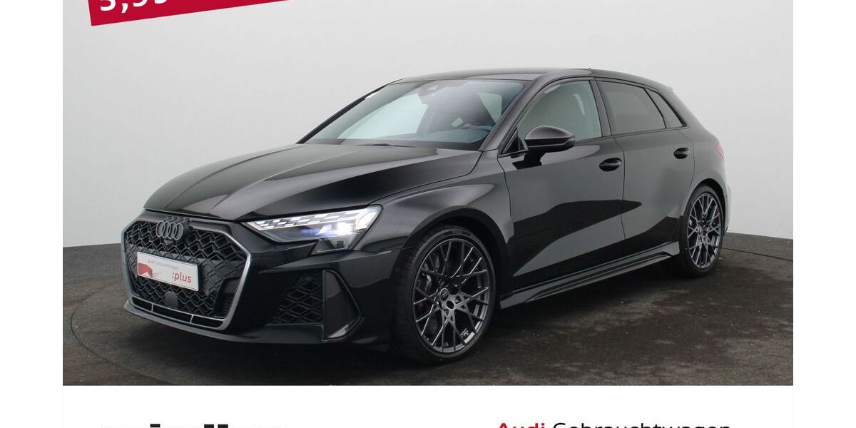 Audi RS3 9.000 km 67.880 € Würzburg 97076