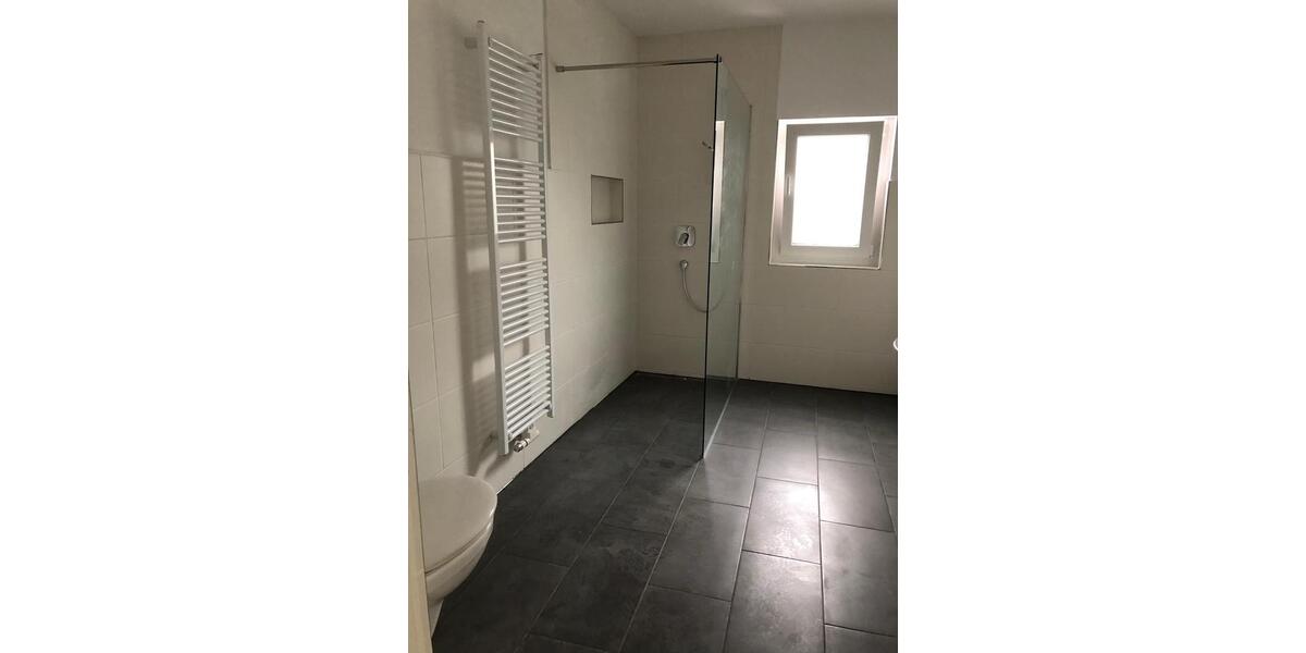 Etagenwohnung Veitshöchheim - 3.5 Zimmer, 90 m&sup2;, 1.400&euro; | Angebot:26478546