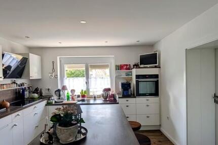 Wohnung Kleinrinderfeld - 3 Zimmer, 120 m&sup2;, 310.000&euro; | Angebot:23589311