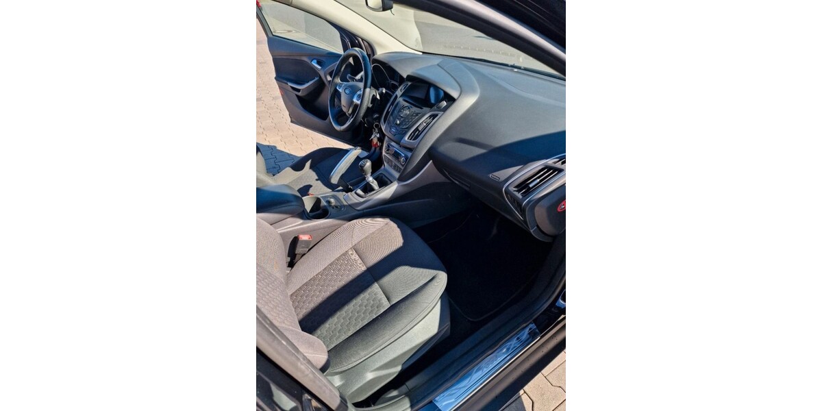 Ford Focus 196.000 km 6.400 € Höchberg 97204