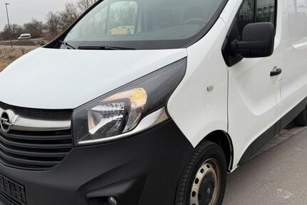 Opel Vivaro 190.000 km 8.300 &euro; Würzburg 97082