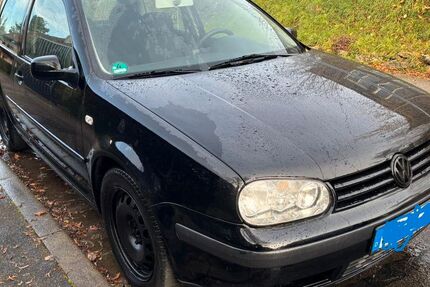 VW Golf 155.200 km 2.250 € Würzburg 97070