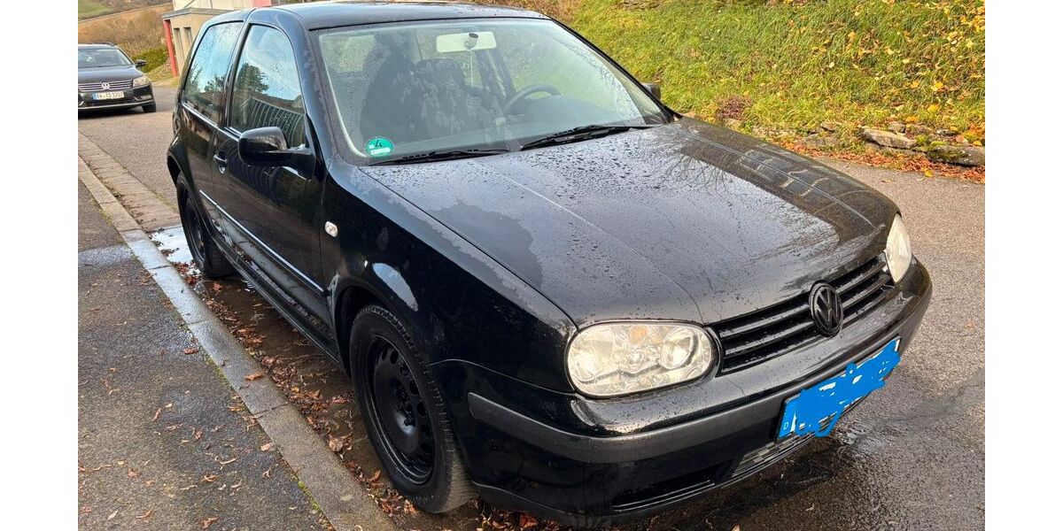 VW Golf 155.200 km 2.250 € Würzburg 97070
