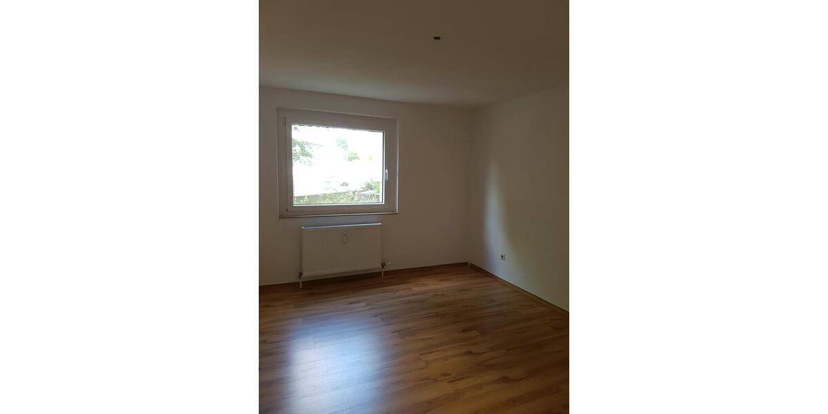 Erdgeschoßwohnung Würzburg Heuchelhof - 3 Zimmer, 80 m&sup2;, 279.000&euro; | Angebot:26676008