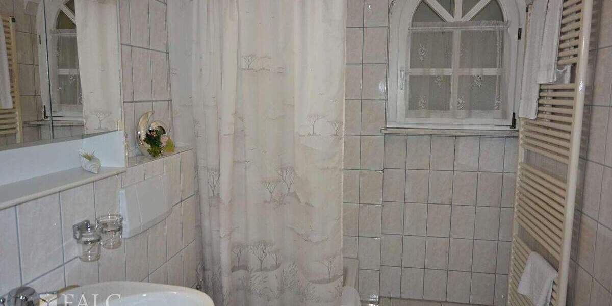 Mehrfamilienhaus, Wohnhaus Marktheidenfeld Marienbrunn - 1 Zimmer, 265 m&sup2;, 1.200.000&euro; | Angebot:25739554