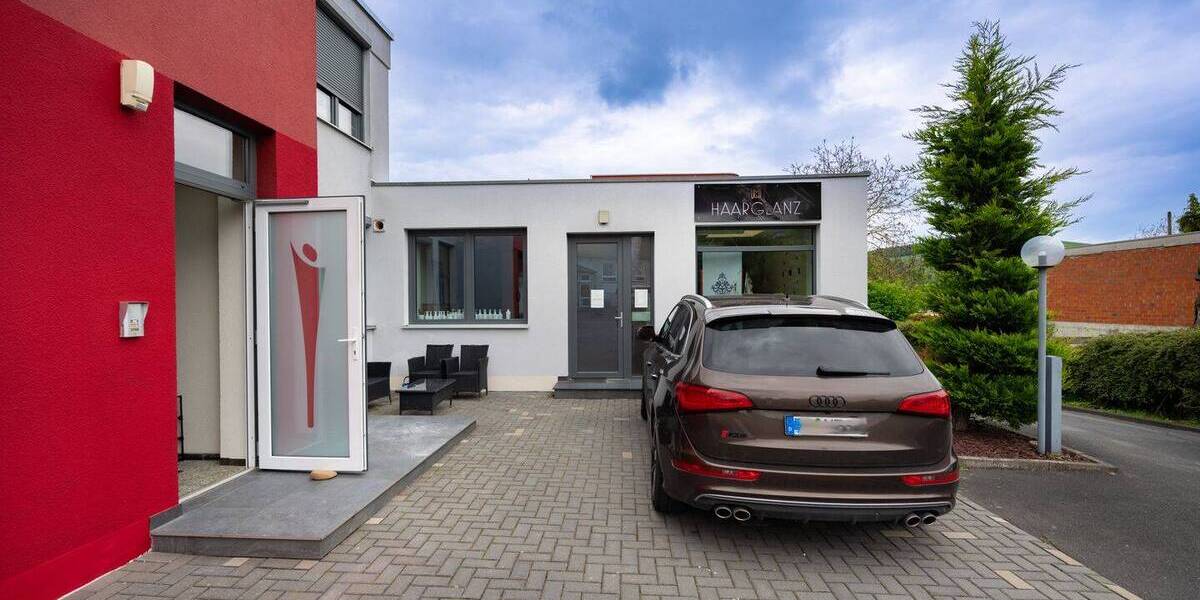 Mehrfamilienhaus, Wohnhaus Zell am Main - 2 Zimmer, 1 m&sup2;, 2.700.000&euro; | Angebot:25682353