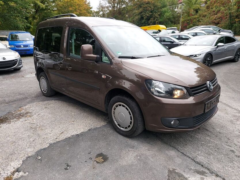 VW Caddy 254.300 km 4.900 € Würzburg 97082