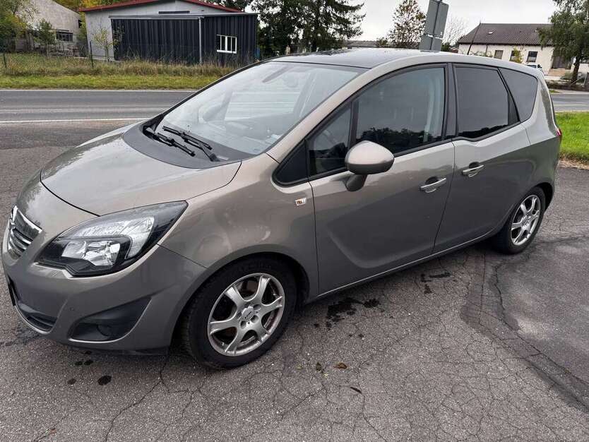 Opel Meriva 181.370 km 3.950 € Kleinrinderfeld 97271