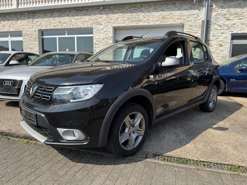 Dacia Sandero 158.000 km 5.500 € Wertheim am Main 97877