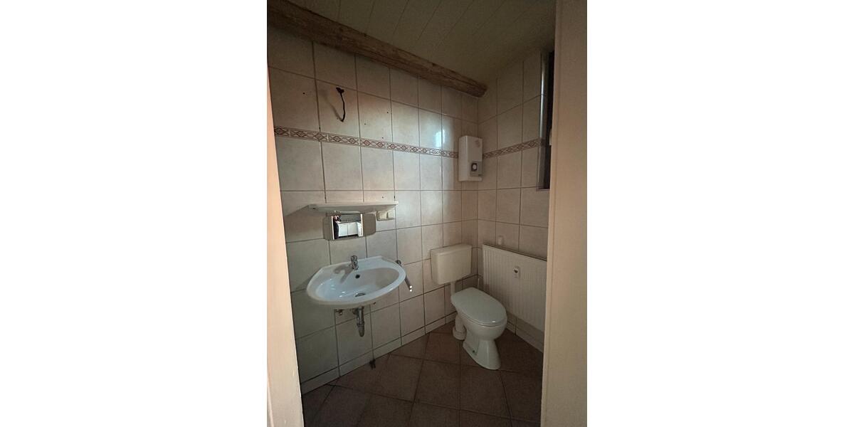 Etagenwohnung Großrinderfeld - 1 Zimmer, 50 m&sup2;, 550&euro; | Angebot:26043200