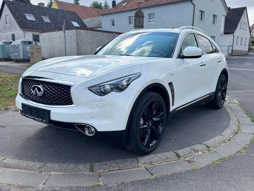 INFINITI QX70 84.619 km 21.999 € Essleben 97440