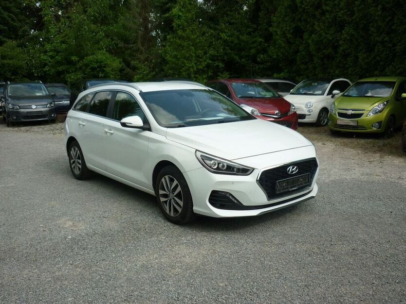 i30
