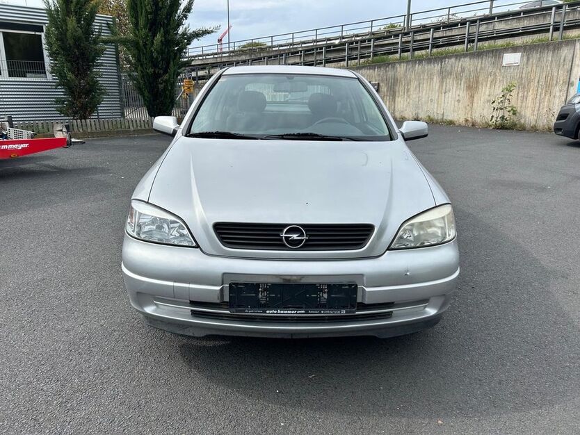 Opel Astra 198.000 km 999 € Würzburg 97076